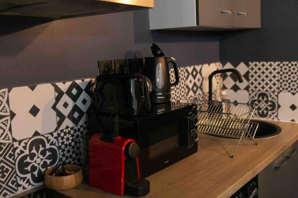 Loft De Courcaille - Balneo - Free Parking - Wifi Apartment Orleans Exterior photo